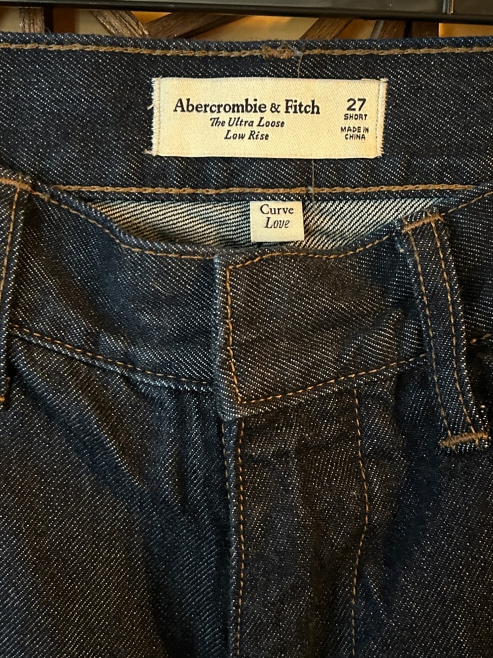 Abercrombie & Fitch Dark Blue Ultra Loose Low Rise Curve Love 27 short